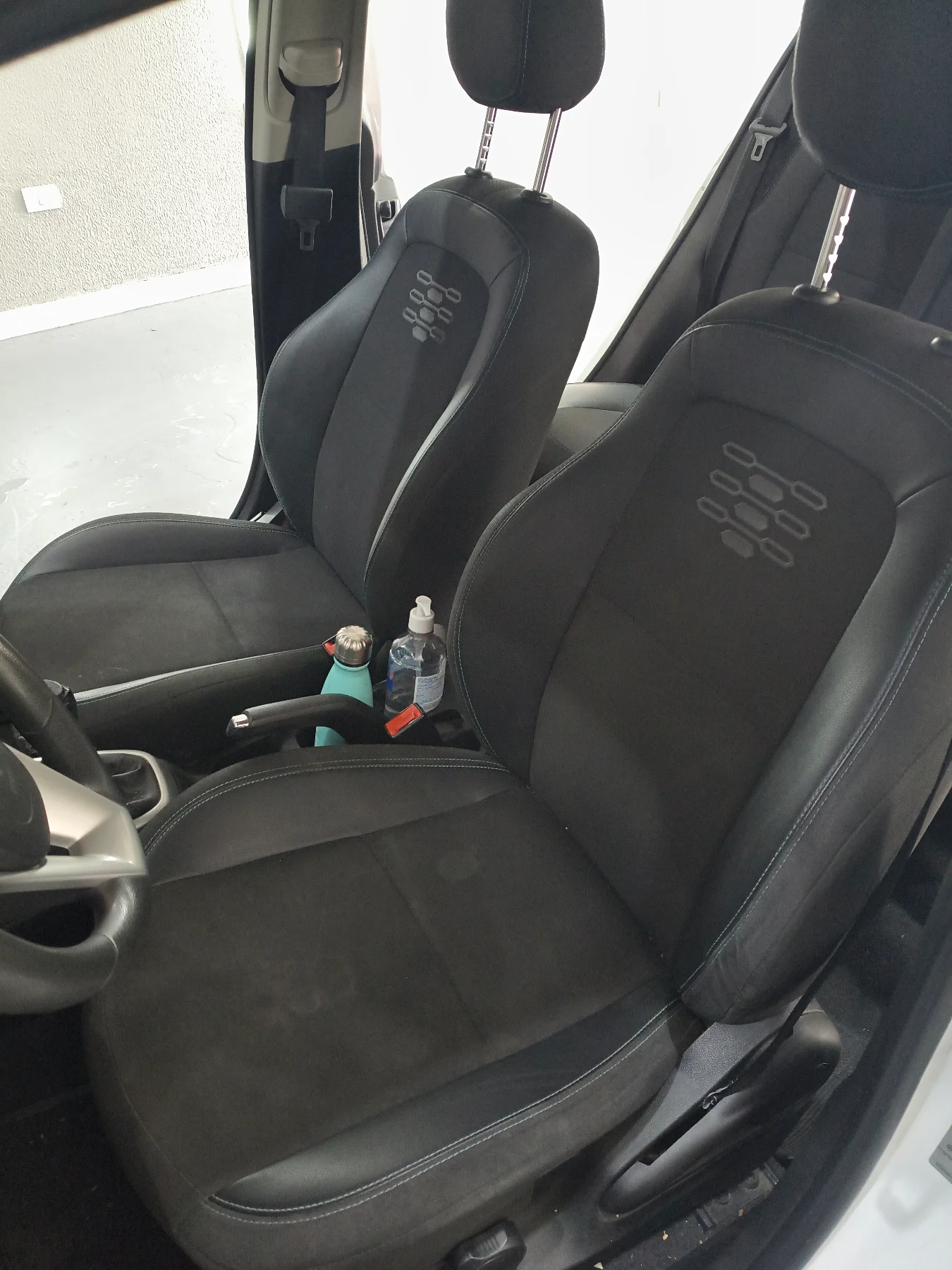 Chevrolet Onix - foto 6